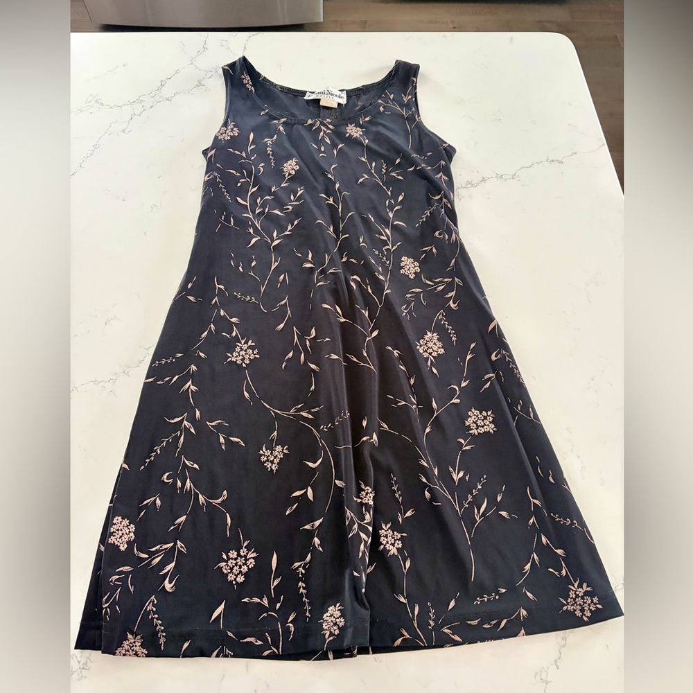 Ronni Nicole Black and Cream Floral Midi Dress - Women’s 6P